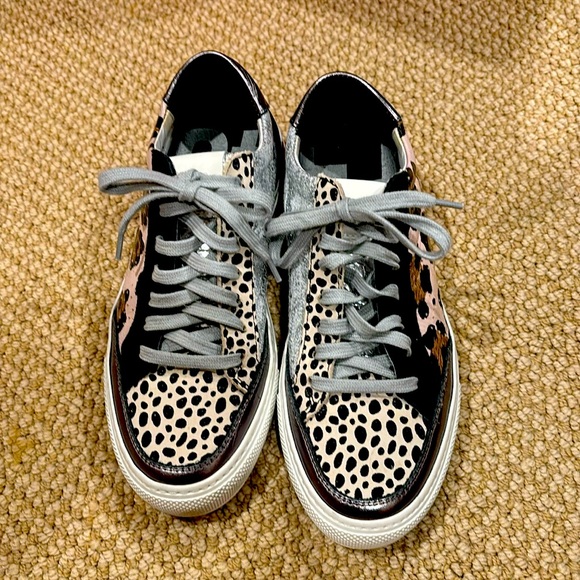 P448 sneakers. Adorable pattern. Comes with bag. Worn 1 time. - Picture 1 of 5
